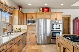 360 Vista Rim Dr, Redmond, OR 97756 - Photo 56
