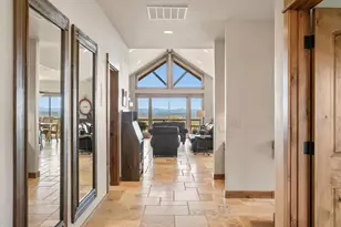 360 Vista Rim Dr, Redmond, OR 97756 - Photo 34