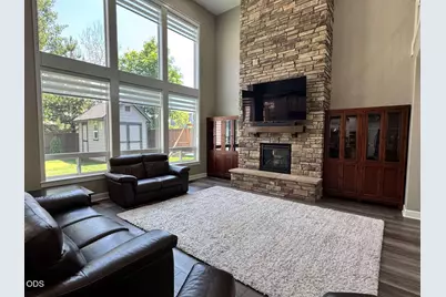 61152 SE Sydney Harbor Drive, Bend, OR 97702 - Photo 8