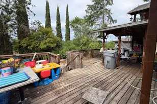 1740 NE Beverly Dr, Grants Pass, OR 97526 - Photo 4