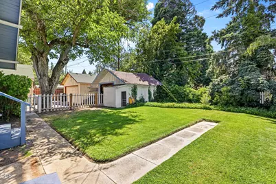 109 Geneva Street, Medford, OR 97504 - Photo 26
