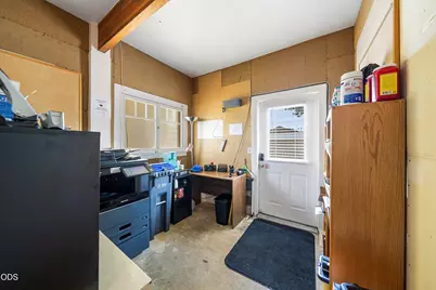143 S Main Street, Phoenix, OR 97535 - Photo 68