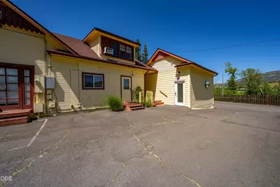 143 S Main Street, Phoenix, OR 97535 - Photo 76