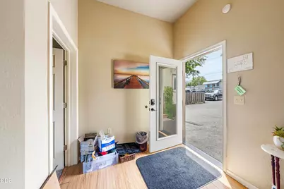 143 S Main Street, Phoenix, OR 97535 - Photo 74
