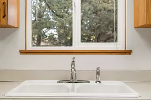 61568 Newberry Dr, Bend, OR 97702 - Photo 14