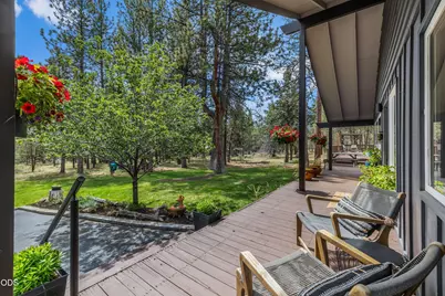18943 Martingale Circle, Bend, OR 97703 - Photo 4