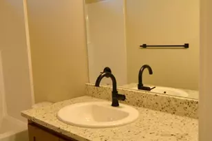 1540 W Harbeck Rd, Grants Pass, OR 97527 - Photo 16
