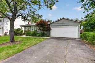 2317 E Main St, Medford, OR 97504 - Photo 2