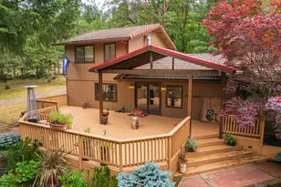 5003 Rogue River, Eagle Point, OR 97524 - Photo 32