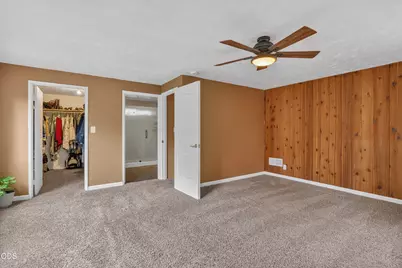 5003 Rogue River, Eagle Point, OR 97524 - Photo 24