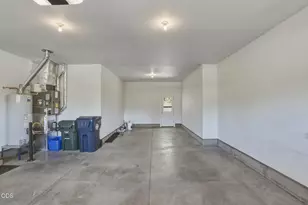 19128 Park Commons Dr, Bend, OR 97703 - Photo 28