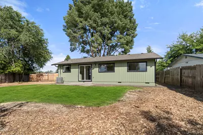 2417 Flanders Street, White City, OR 97503 - Photo 26