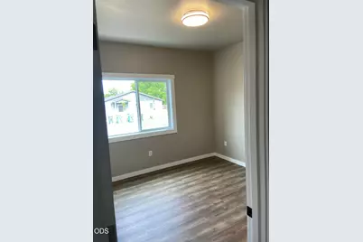 126 Lorraine Avenue, Eagle Point, OR 97524 - Photo 10