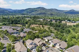 345 Fair Oaks Ave, Ashland, OR 97520 - Photo 4