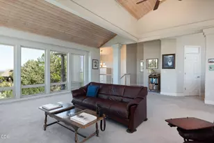 2269 Hawk Owl Ct, Redmond, OR 97756 - Photo 20
