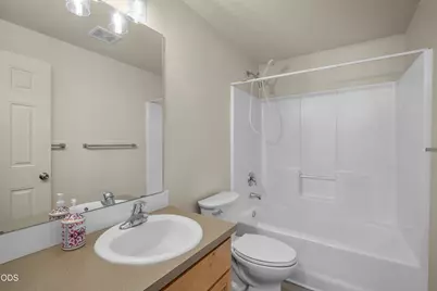 20535 Sunderland Way, Bend, OR 97701 - Photo 32