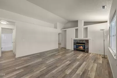 20535 Sunderland Way, Bend, OR 97701 - Photo 16