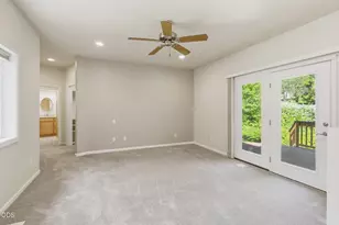 235 Glenoak Ln, Grants Pass, OR 97526 - Photo 22