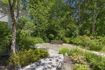 235 Glenoak Lane, Grants Pass, OR 97526 - Photo 48