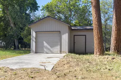 235 Glenoak Lane, Grants Pass, OR 97526 - Photo 64