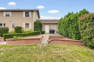 2489 Nieto Way, Medford, OR 97504 - Photo 10