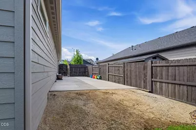 4433 SW Majestic Avenue, Redmond, OR 97756 - Photo 38