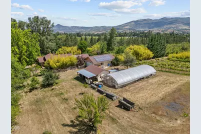 255 Carmen Road, Talent, OR 97540 - Photo 48