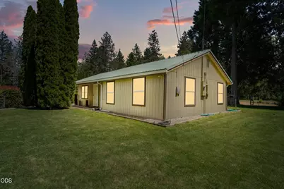 4551 Holland Loop Road, Cave Junction, OR 97523 - Photo 38
