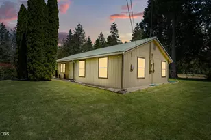 4551 Holland Loop Rd, Cave Junction, OR 97523 - Photo 38