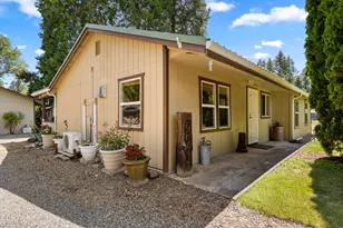4551 Holland Loop Rd, Cave Junction, OR 97523 - Photo 4