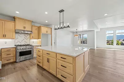 4019 Sunleaf Avenue, Medford, OR 97504 - Photo 18