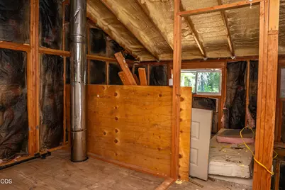 8245 Jumpoff Joe Creek Road, Grants Pass, OR 97526 - Photo 24