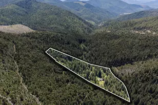 8245 Jumpoff Joe Creek Rd, Grants Pass, OR 97526 - Photo 4