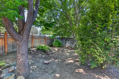 502 S B Street, Phoenix, OR 97535 - Photo 26