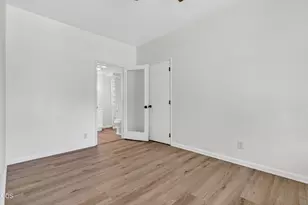 502 S B St, Phoenix, OR 97535 - Photo 14