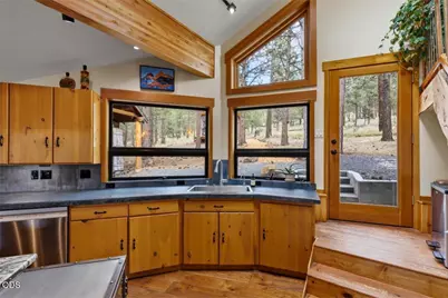 63220 Johnson Road, Bend, OR 97703 - Photo 20