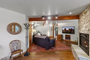 63220 Johnson Rd, Bend, OR 97703 - Photo 6
