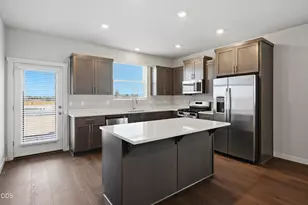 2658 NW 26th Lp N, Redmond, OR 97756 - Photo 2