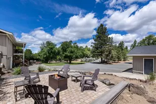1561 NE Hilltop Ln, Madras, OR 97741 - Photo 2