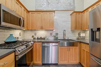 637 NE Mason, Bend, OR 97701 - Photo 8