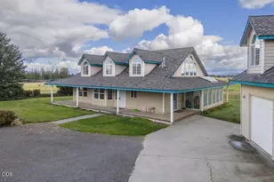 24585 Dodds Rd, Bend, OR 97701 - Photo 18