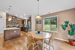 14431 Crossroads Loop, Sisters, OR 97759 - Photo 16