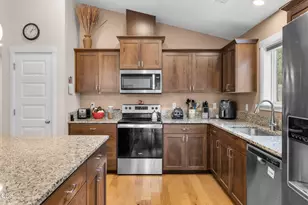 14431 Crossroads Loop, Sisters, OR 97759 - Photo 14