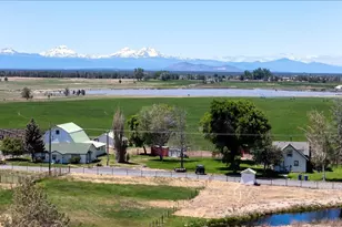 10410 SW Houston Lake Rd, Powell Butte, OR 97753 - Photo 2