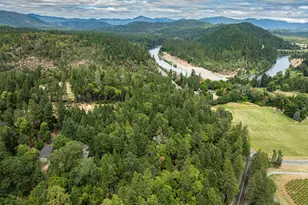 308 Limpy Creek Rd, Grants Pass, OR 97527 - Photo 44