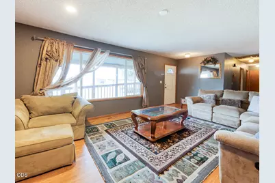 3111 Caroline Street, Klamath Falls, OR 97603 - Photo 4