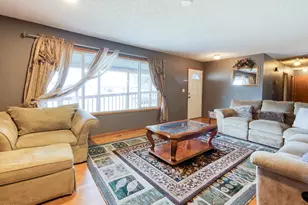 3111 Caroline St, Klamath Falls, OR 97603 - Photo 4