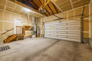 2054 California Ave, Klamath Falls, OR 97601 - Photo 28