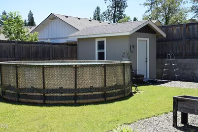 303 NW Collette Way, Grants Pass, OR 97526 - Photo 16