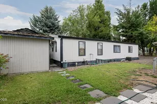 733 Mindy Sue, Medford, OR 97501 - Photo 22